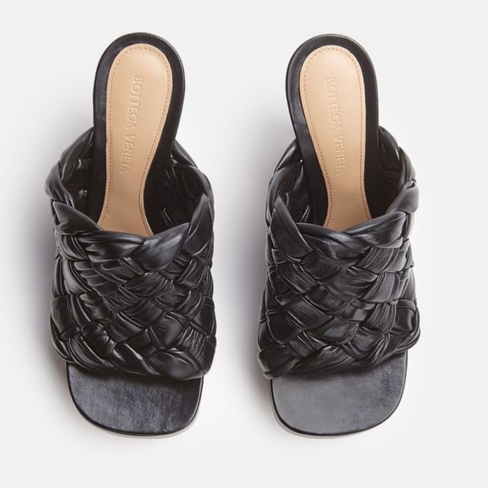 Elegant Black Women's Heeled Mules Bottega Veneta - Picture 2 of 8